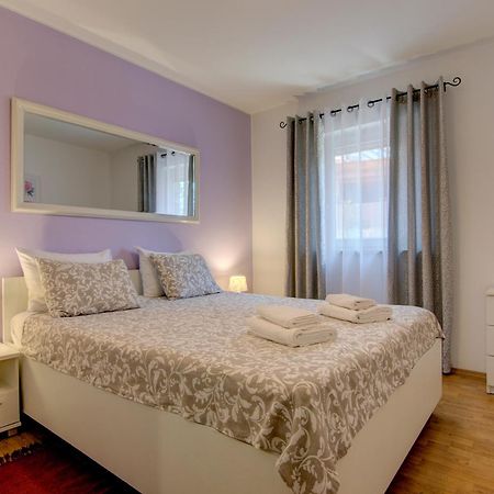 Apartments Babic Fažana Екстериор снимка