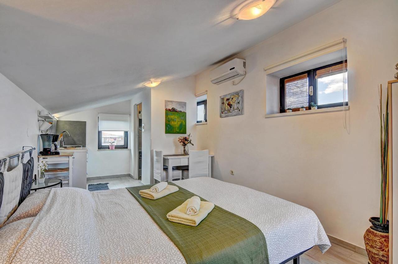 Apartments Babic Fažana Екстериор снимка